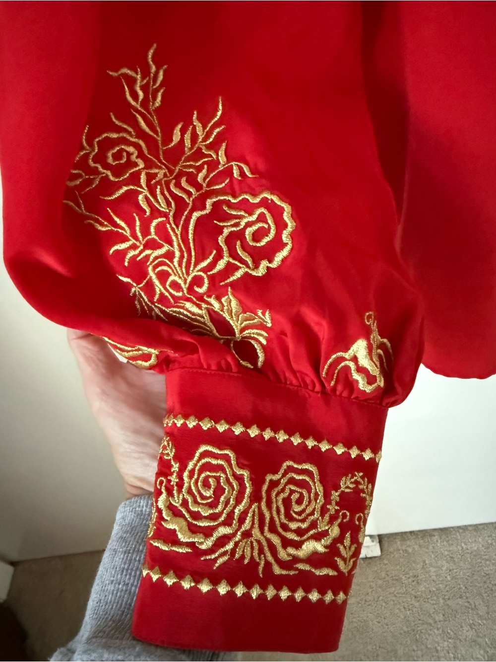 Vintage 100% Silk Diane Von Furstenberg Red Gold Embroidered Button Front Blouse - Picture 8 of 14